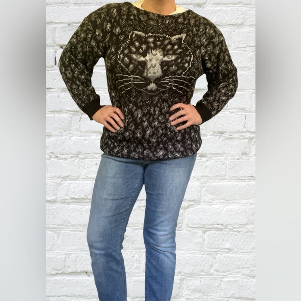 Vintage early 1980s Leopard Cyn Les Shirlee Sweater Women’s Small Black silver